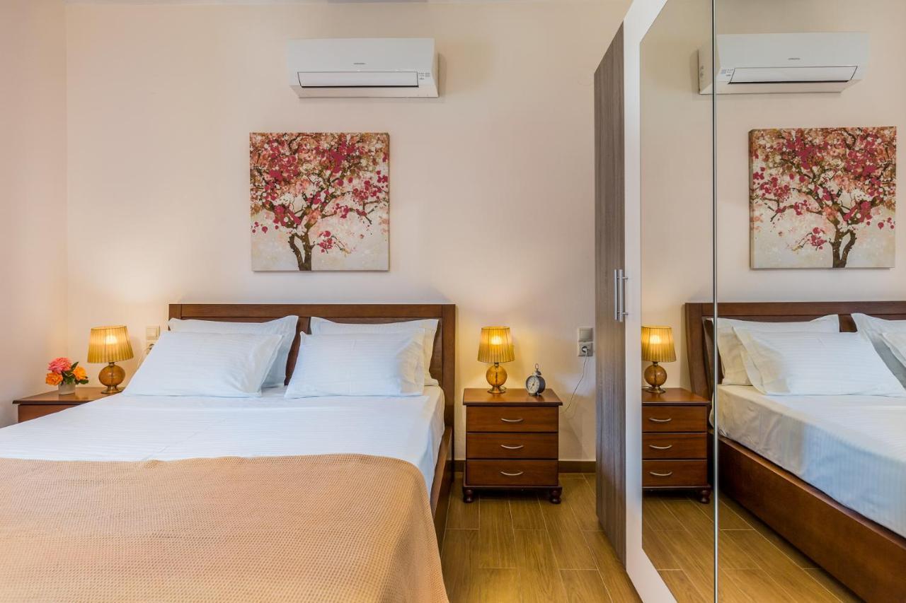 Olive Grove Apartment Скопелос Екстериор снимка