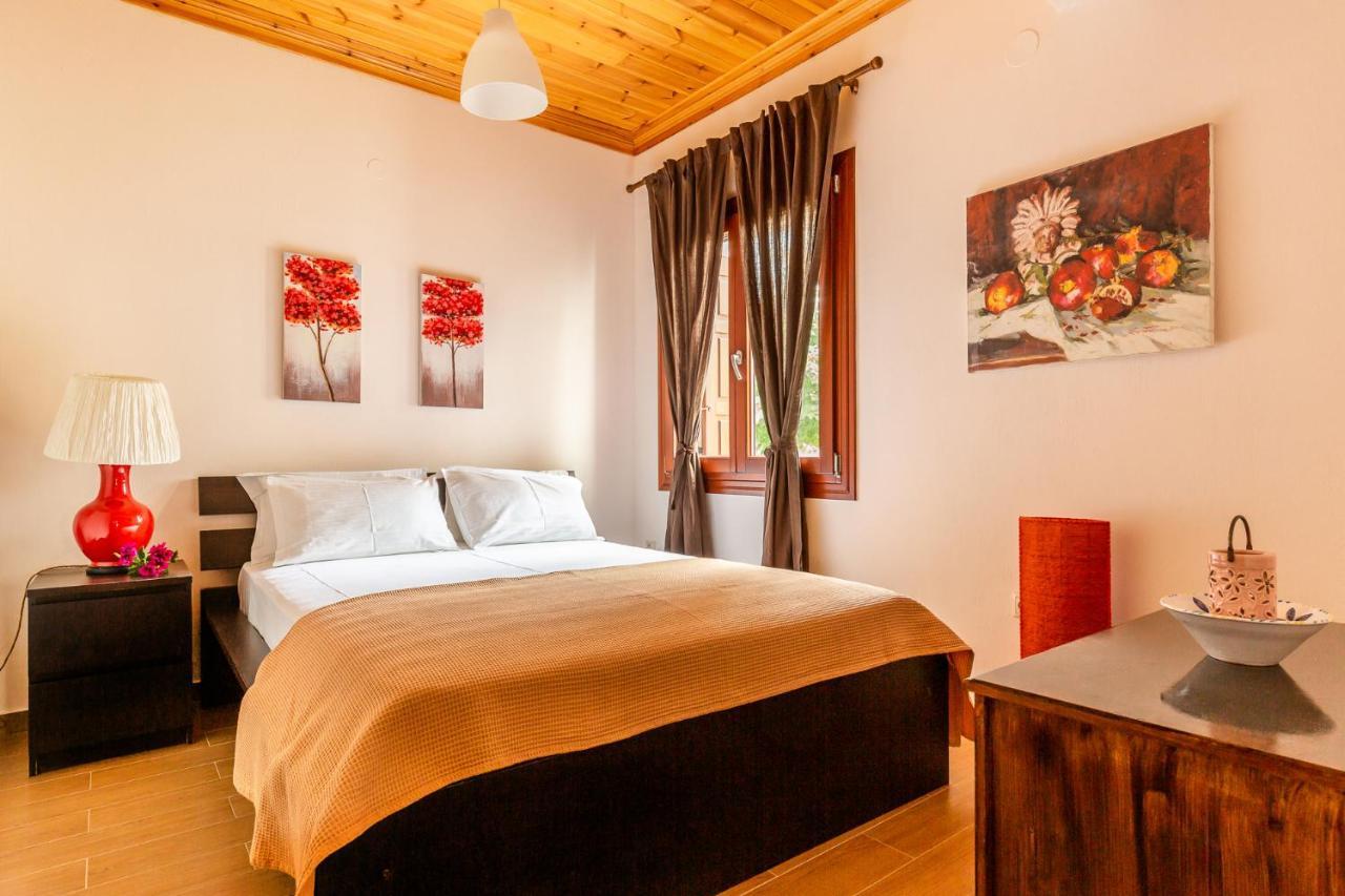 Olive Grove Apartment Скопелос Екстериор снимка
