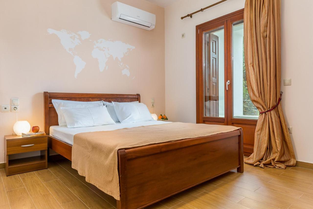 Olive Grove Apartment Скопелос Екстериор снимка